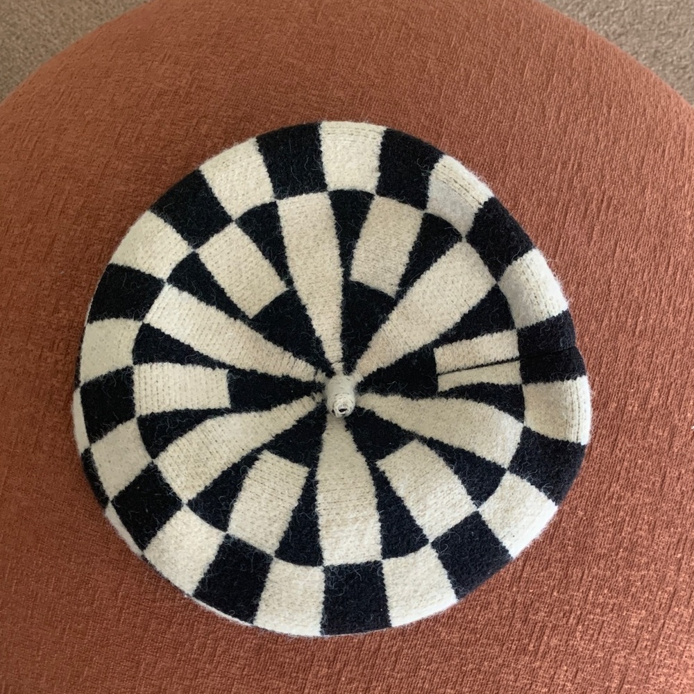 Forever 21 Black and White Checkerboard Knit beret